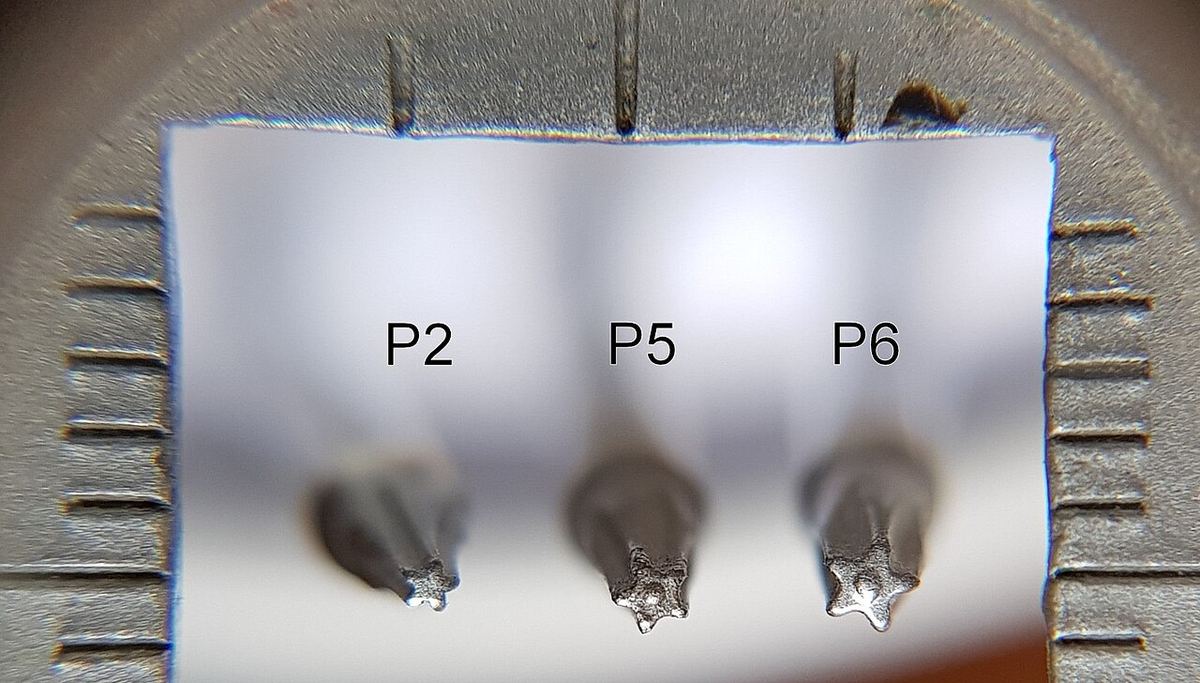 Pentalobe bits in sizes P2, P5 and P6. The P5 is the one for the bottom case screws of a MacBook Air M1.